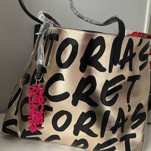 New Victoria secret tote